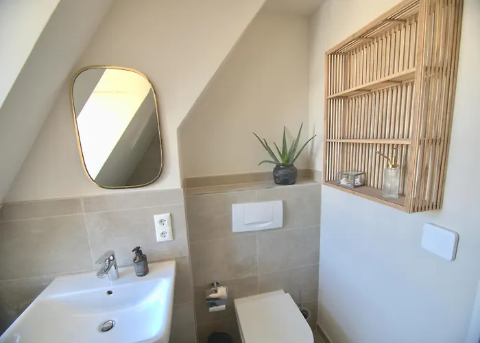 Apartment Cozy For 2 In